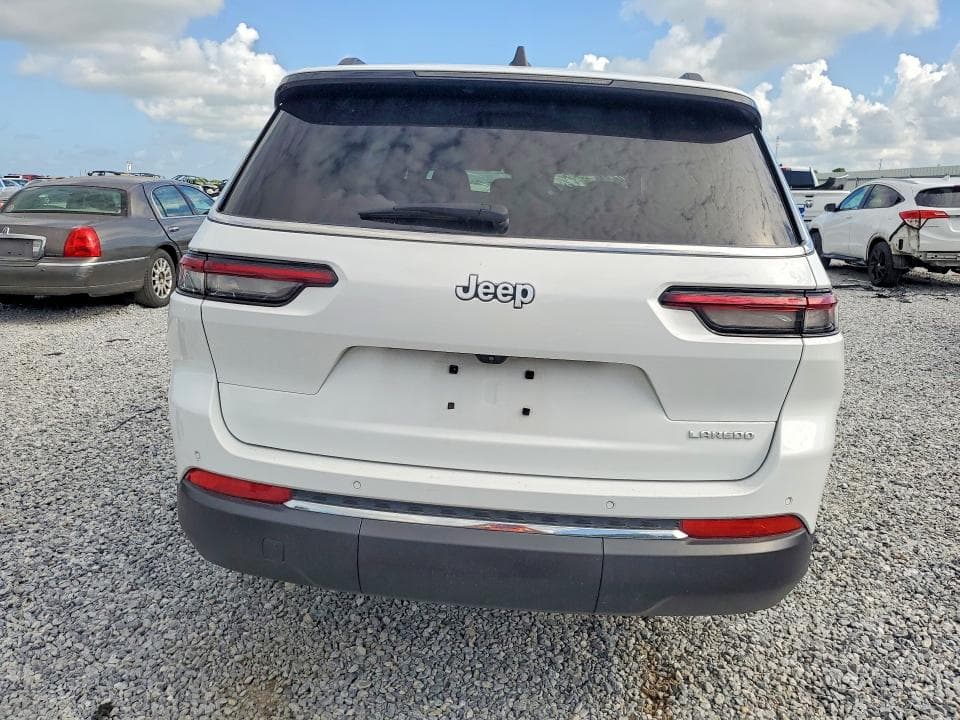 2024 JEEP CHER LARED 6