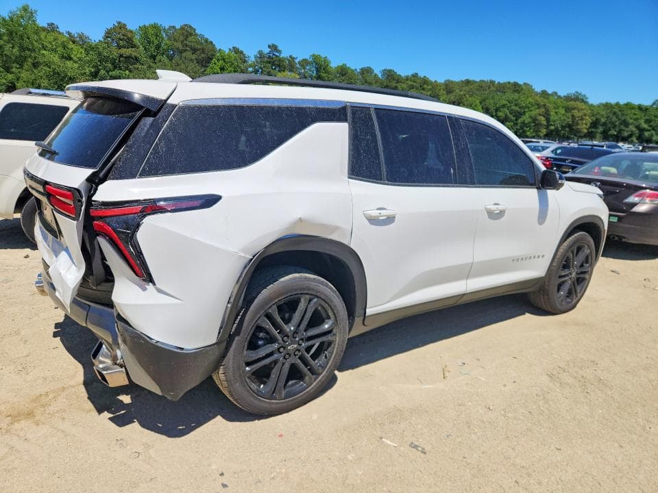 2025 CHEVROLET TRAVERSE LT 3
