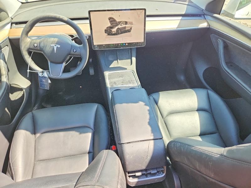 2023 TESLA MODEL Y 8