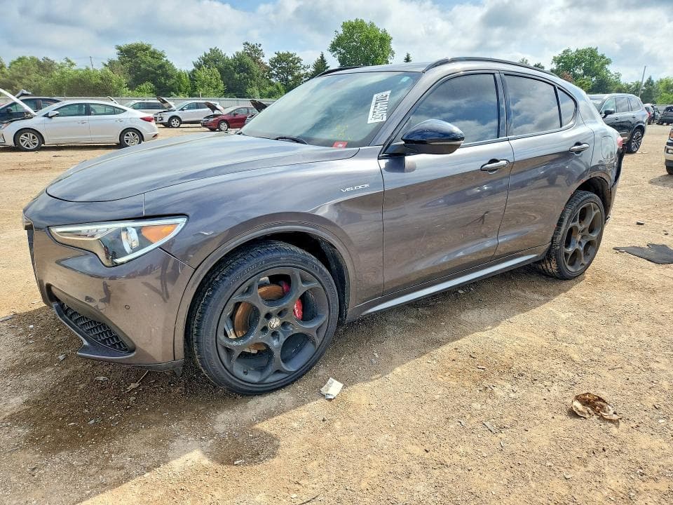 2022 ALFA ROMEO STELVIO TI/TI SPORT - 1