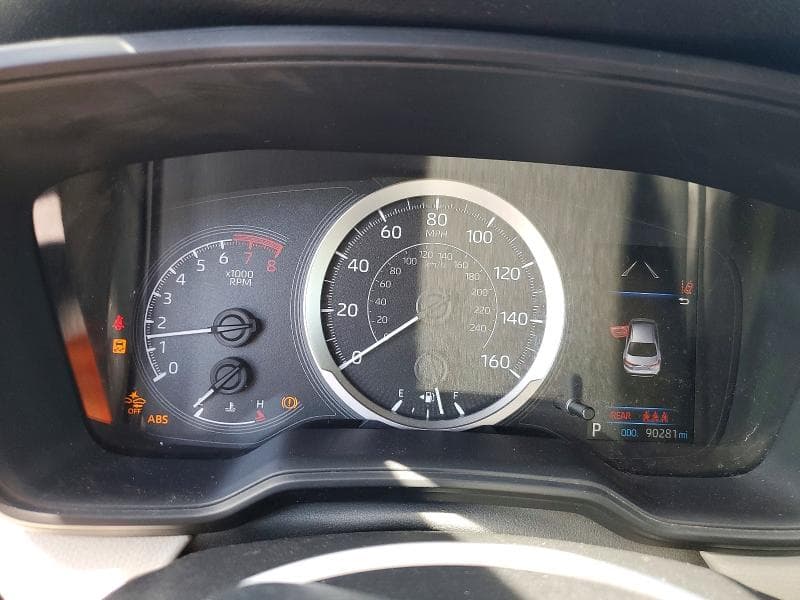 2021 TOYOTA COROLLA LE 9