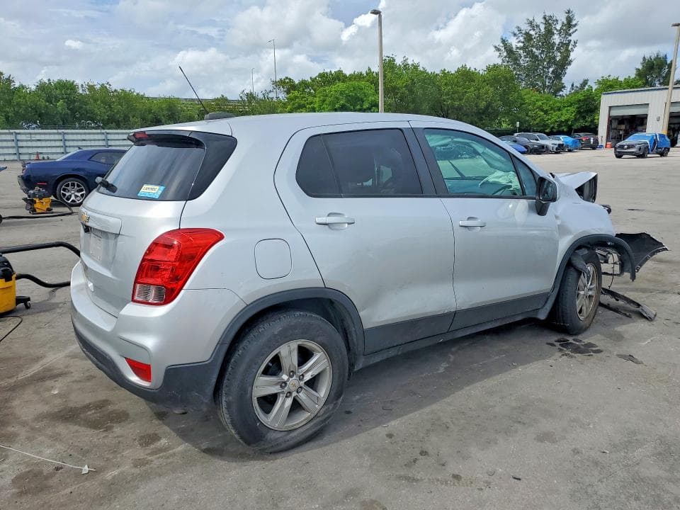 2020 CHEVROLET TRAX LS 3
