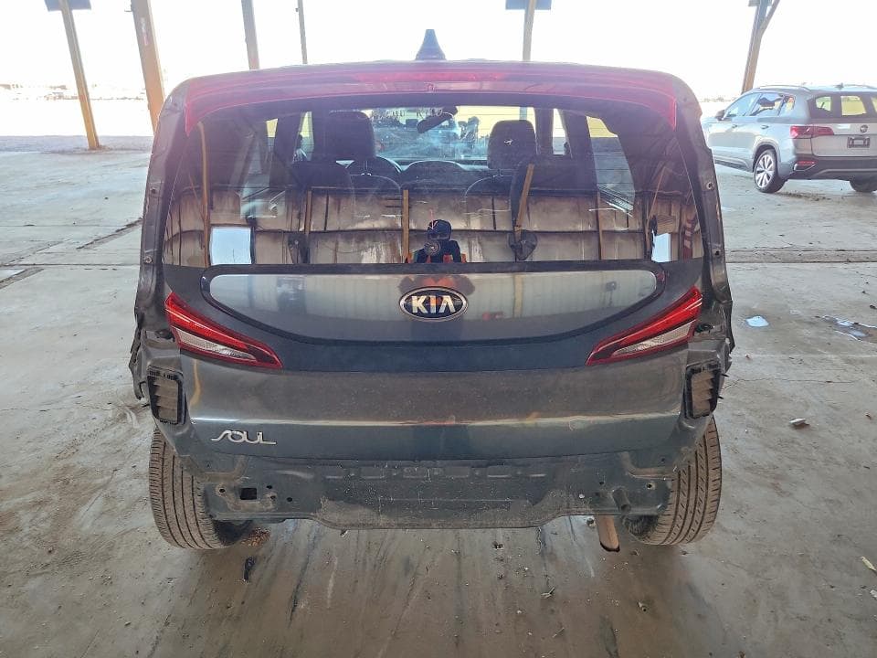 2020 KIA SOUL LX 6