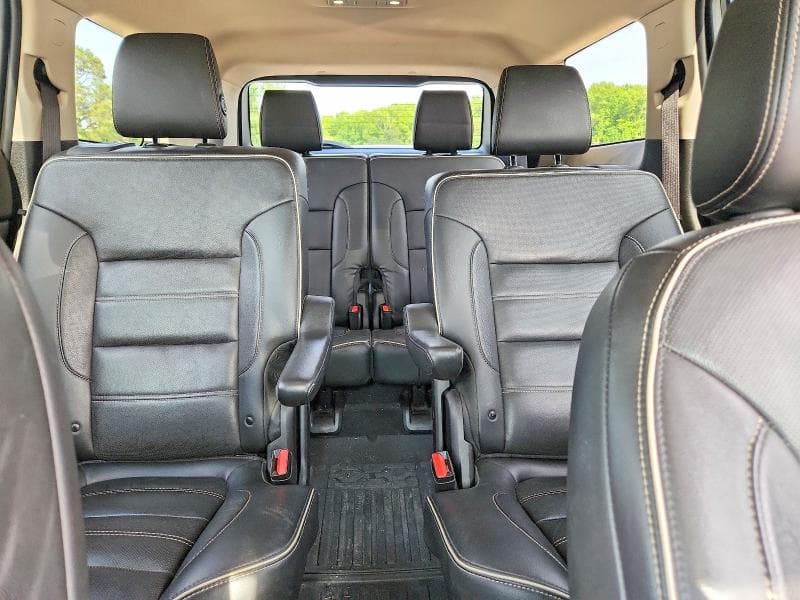 2019 GMC ACADIA DENALI 10