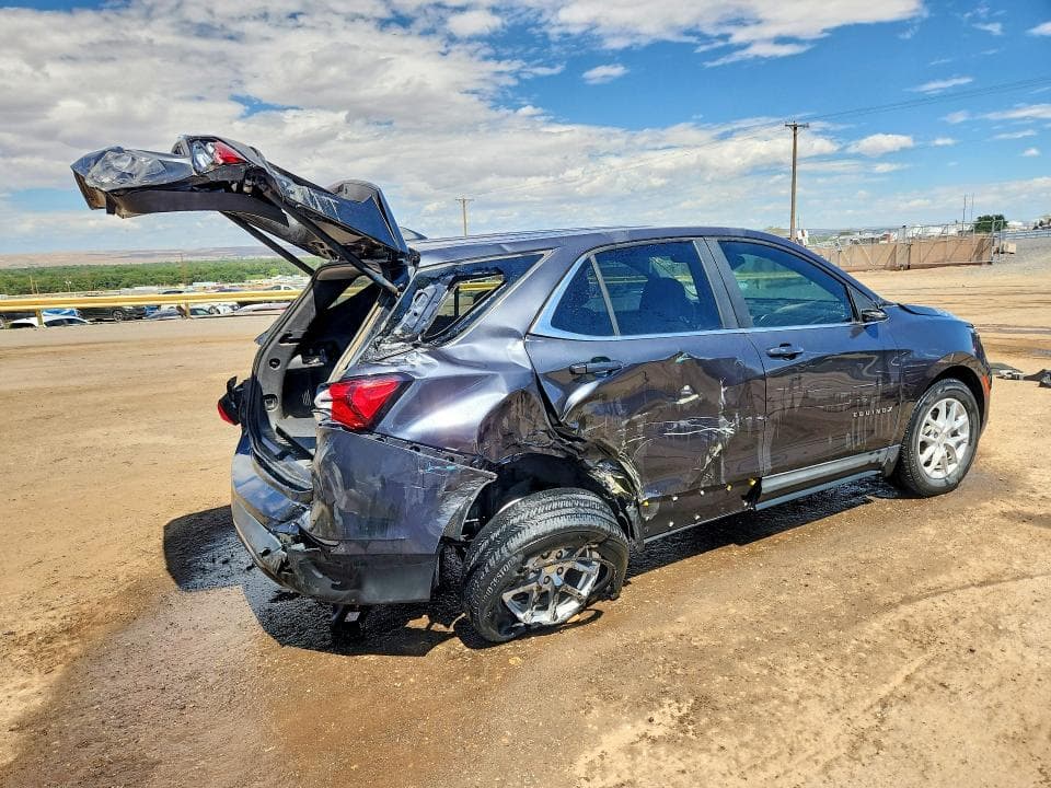 2022 CHEVROLET EQUINOX LT 3