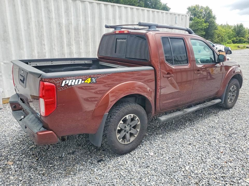 2017 NISSAN FRONTIER PRO-4X 3