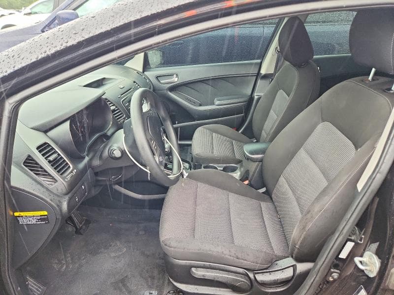 2017 KIA FORTE LX 7