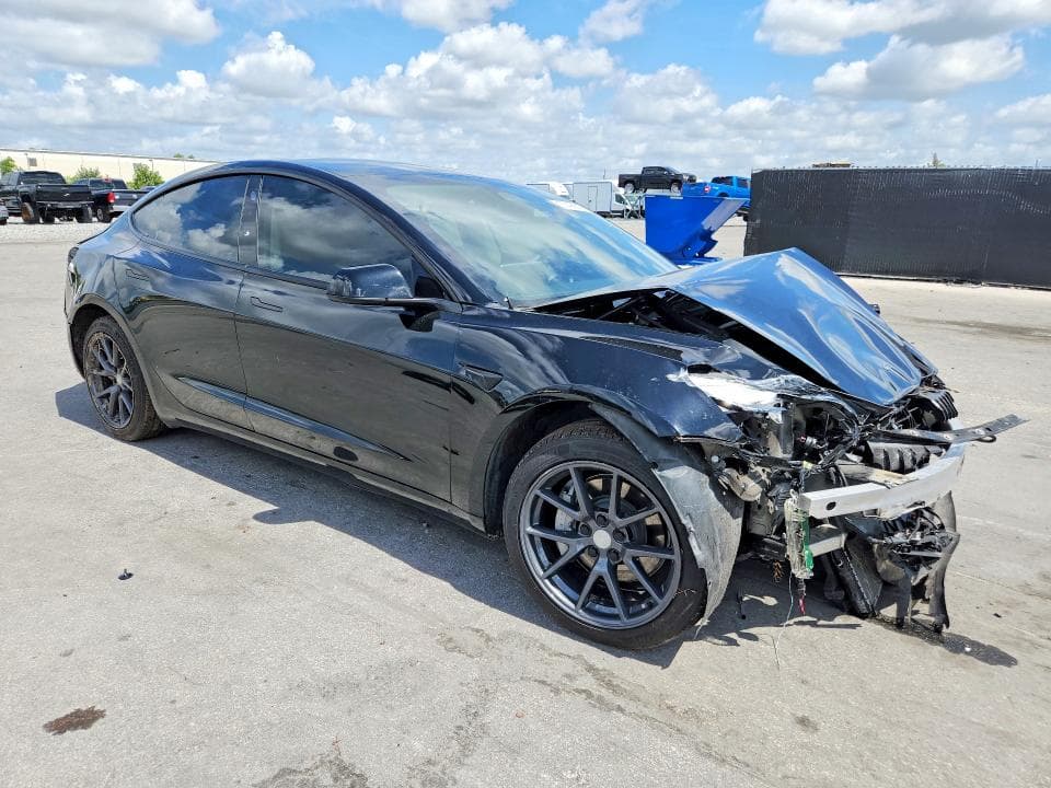 2023 TESLA MODEL 3 4