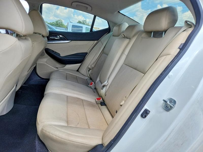 2023 NISSAN MAXIMA SV 10