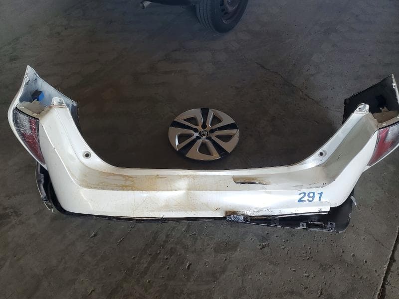 2017 TOYOTA PRIUS THREE 12