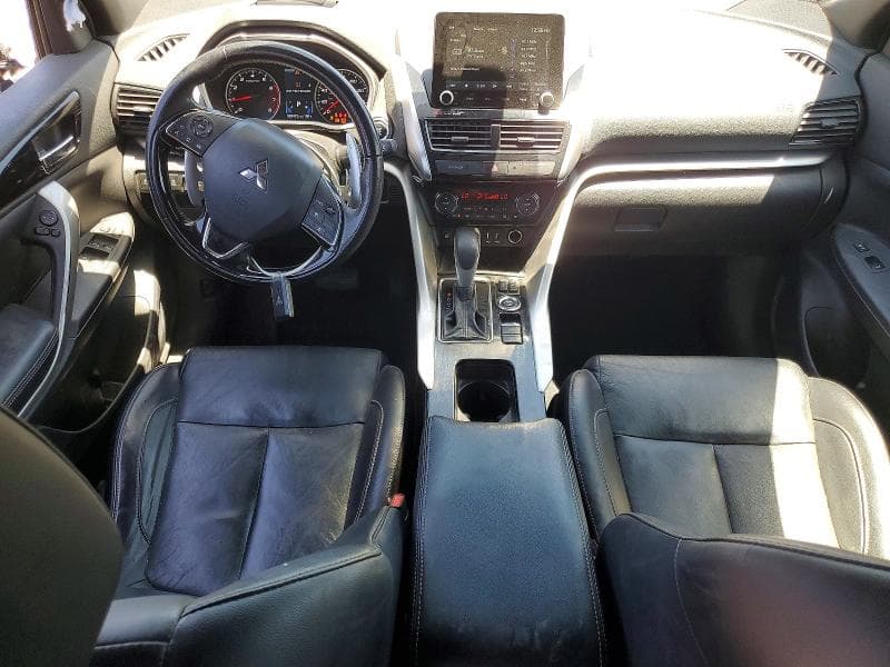 2023 MITSUBISHI ECLIPSE CROSS SE 8