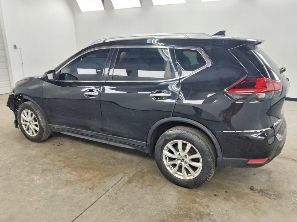 2018 NISSAN ROGUE SV 2