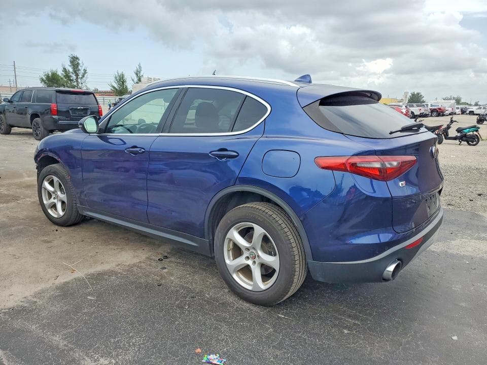 2018 ALFA ROMEO STELVIO 2