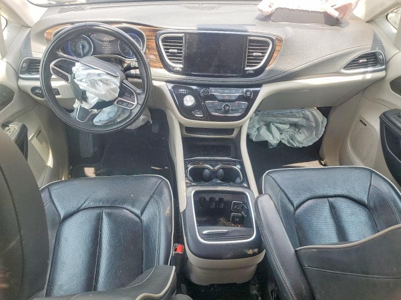 2022 CHRYSLER PACIFICA LIMITED 8
