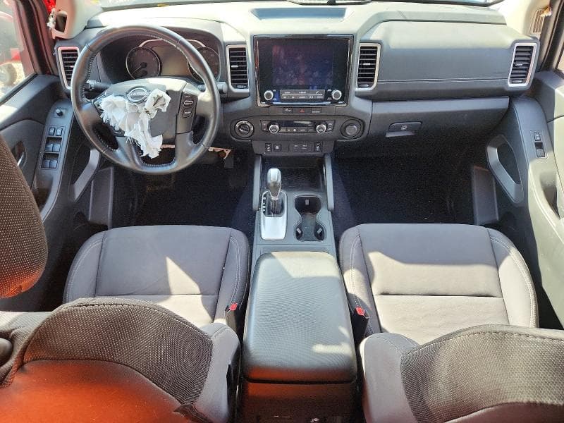 2024 NISSAN FRONTIER SV 8