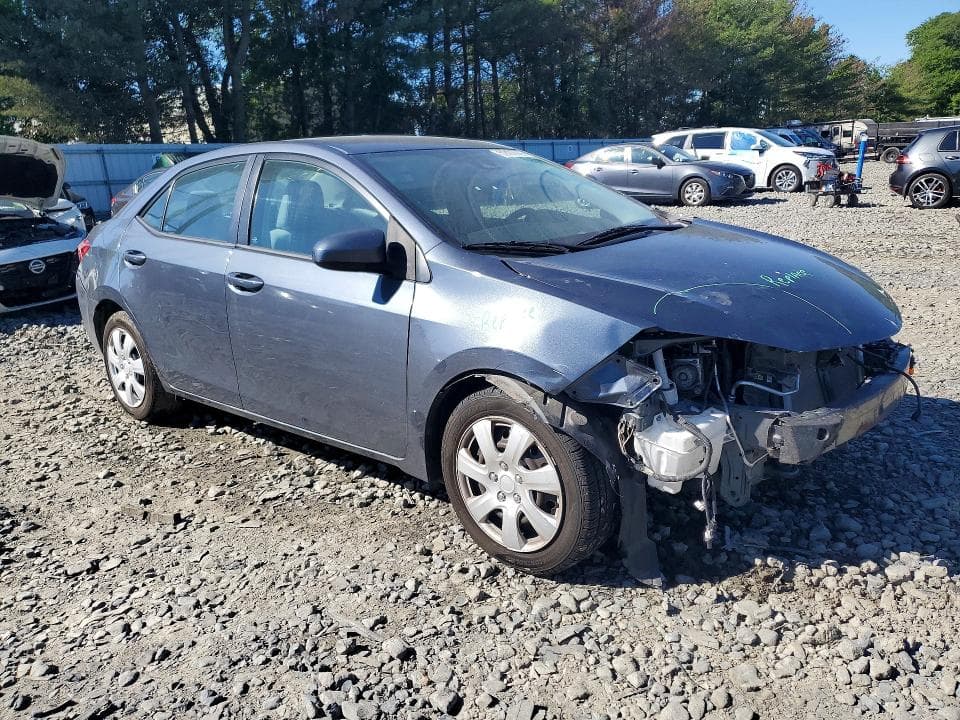 2017 TOYOTA COROLLA LE 4