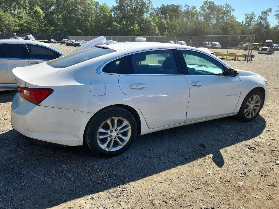 2017 CHEVROLET MALIBU LT 3