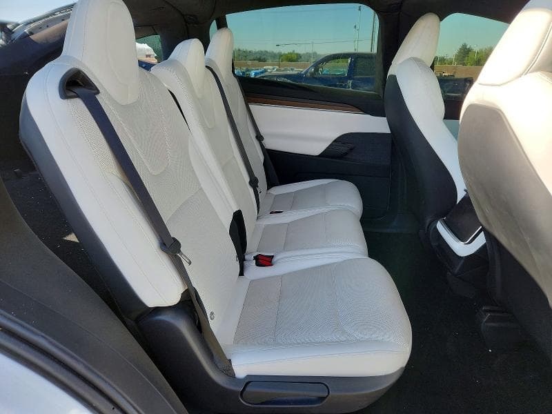 2022 TESLA MODEL X 11