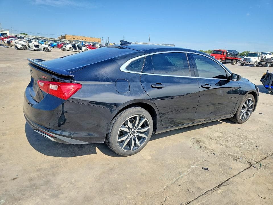 2023 CHEVROLET MALIBU RS 3