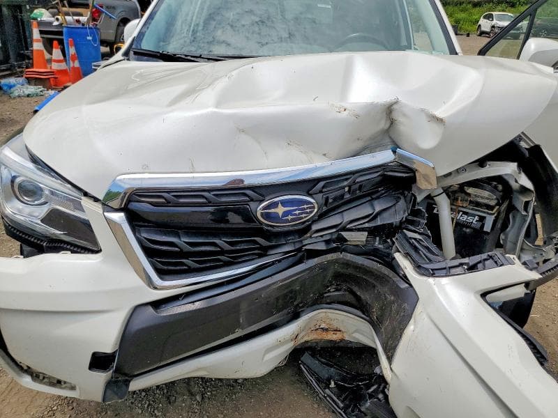 2017 SUBARU FORESTER 2.0XT TOURING 12