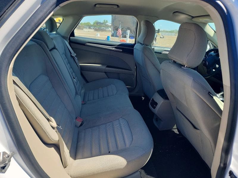 2017 FORD FUSION SE 10
