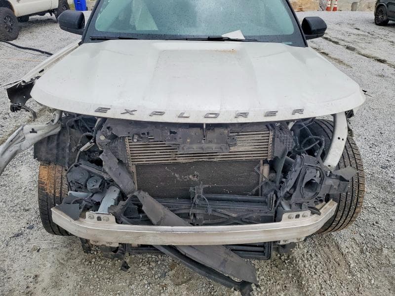 2022 FORD EXPLORER XLT 12