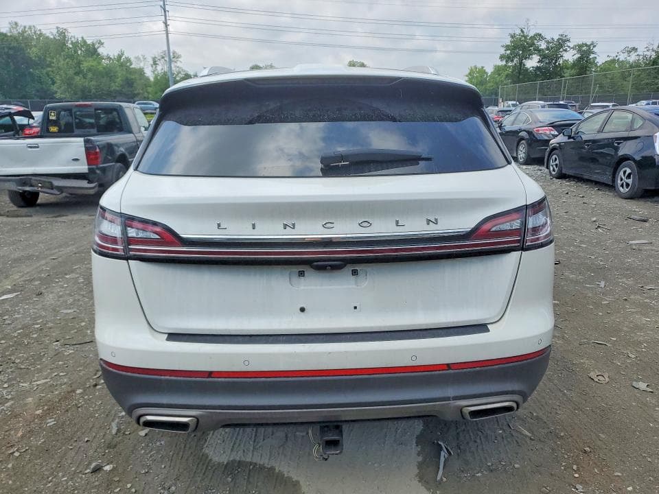 2021 LINCOLN NAUTILUS RESERVE 6