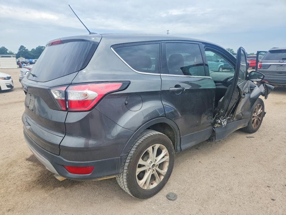 2017 FORD ESCAPE 3