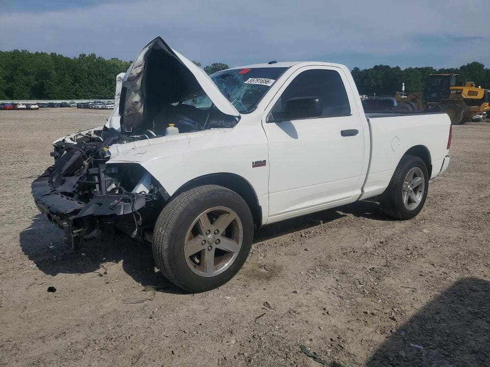2014 RAM 1500 ST - 1