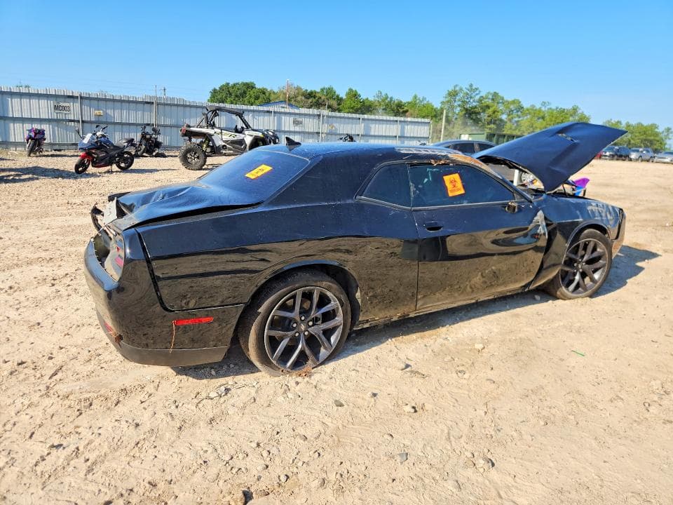 2023 DODGE CHALLENGER SXT 3