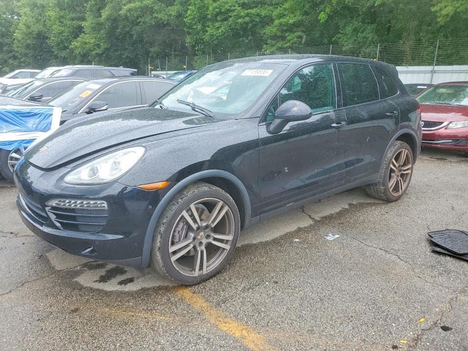 2013 PORSCHE CAYENNE - 1