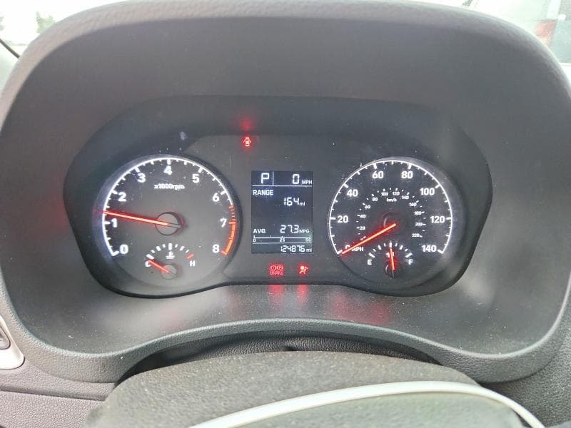2019 HYUNDAI ACCENT SE 9