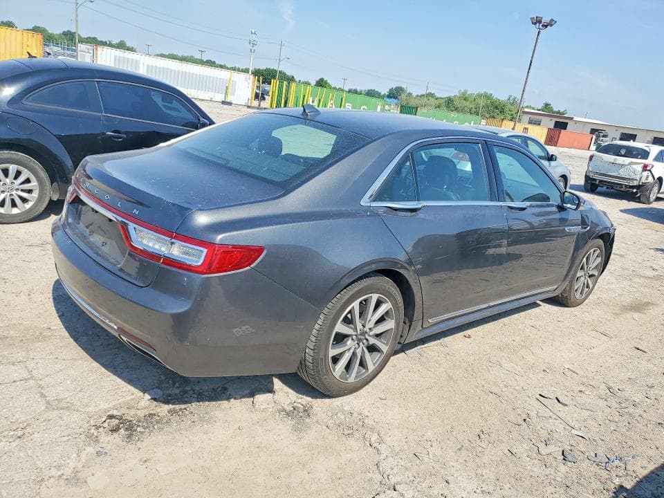 2018 LINCOLN CONTINENTAL PREMIERE 3