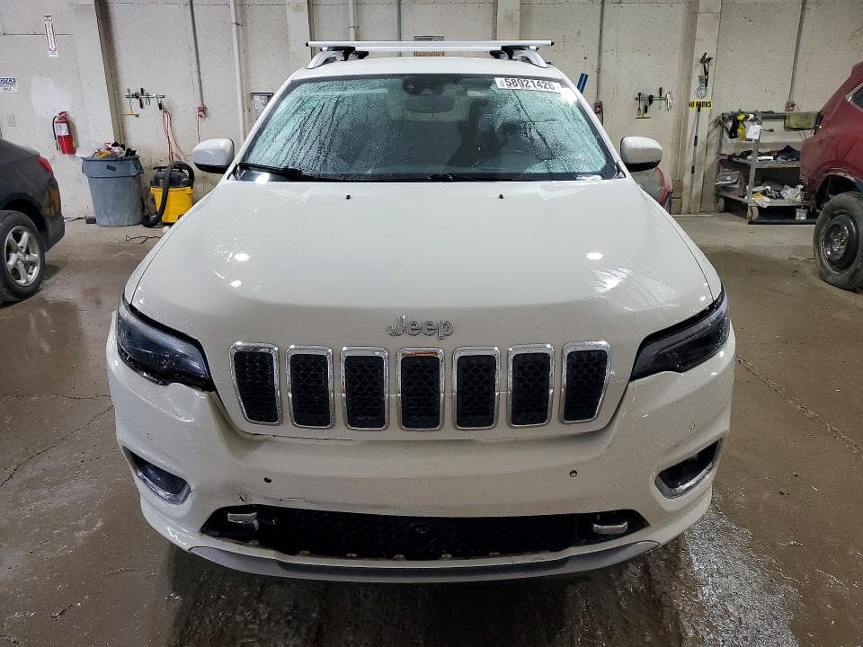 2019 JEEP CHEROKEE OVERLAND 5
