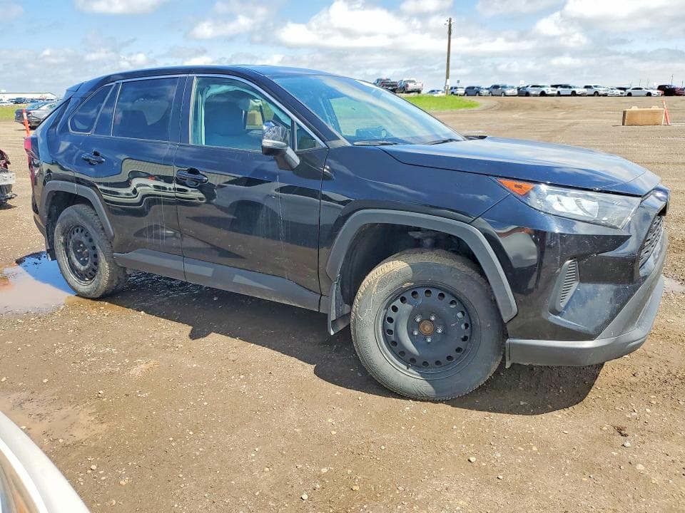 2023 TOYOTA RAV4 LE 4