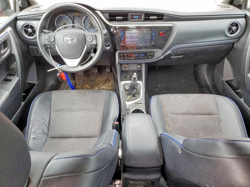 2018 TOYOTA COROLLA SE 8
