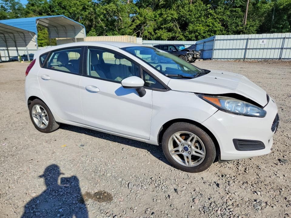 2018 FORD FIESTA SE 4