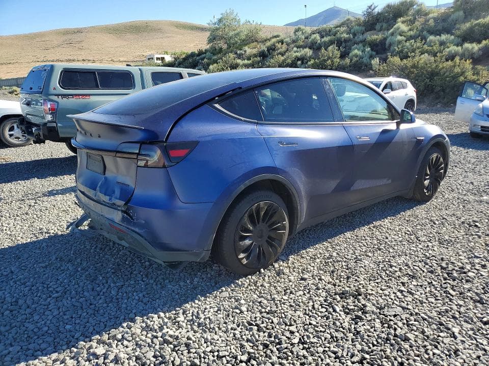 2023 TESLA MODEL Y 3