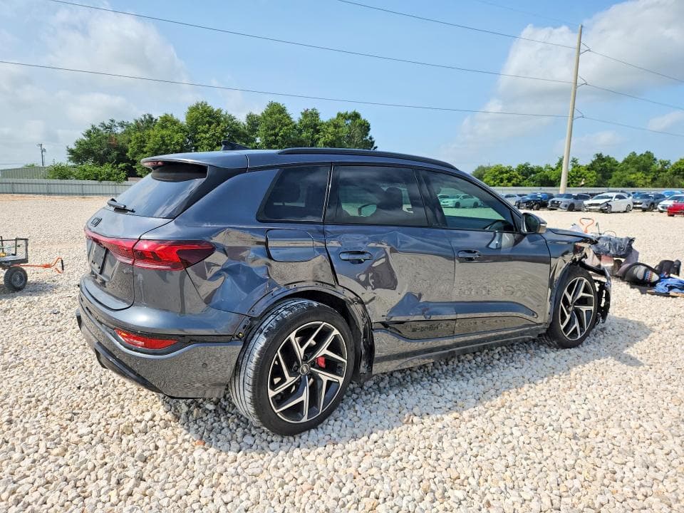 2025 AUDI SQ6 E-TRON PRESTIGE 3