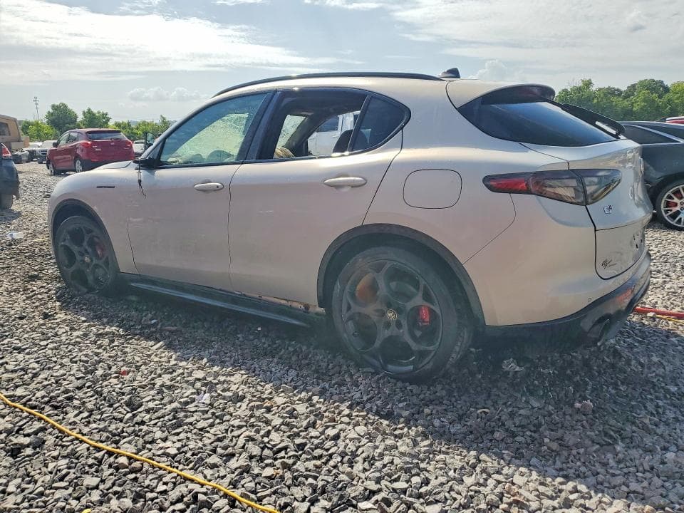 2024 ALFA ROMEO STELVIO TI 2