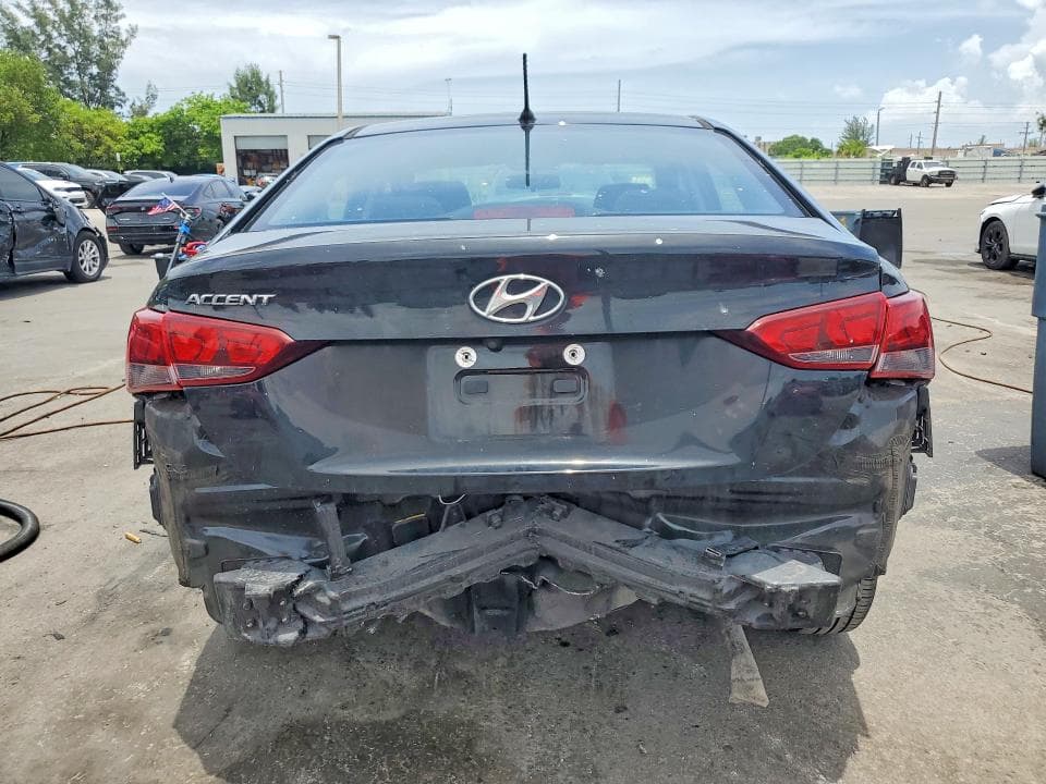 2018 HYUNDAI ACCENT SE 6