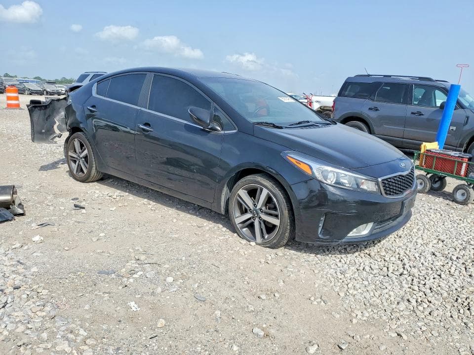 2017 KIA FORTE EX 4