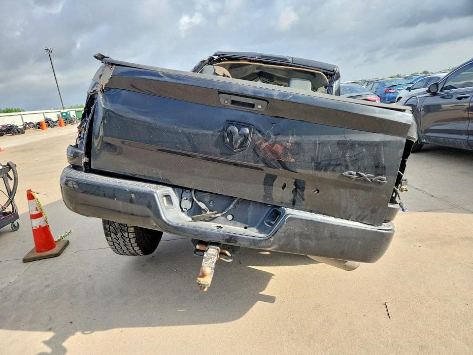 2018 RAM 1500 ST 6