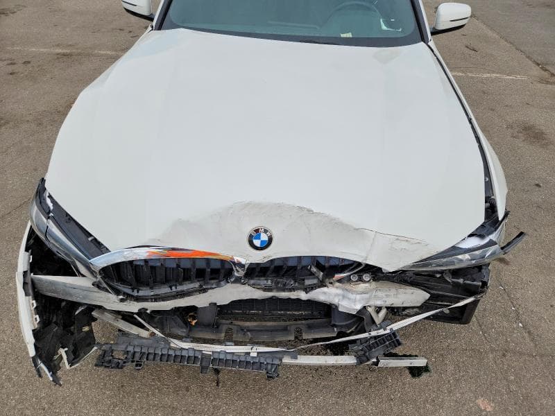 2019 BMW 330XI 11