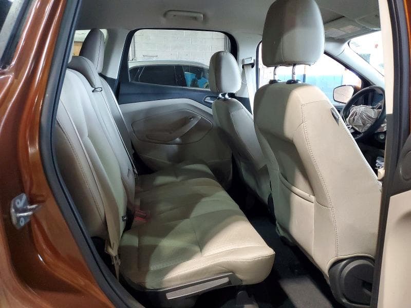 2017 FORD ESCAPE SE 11