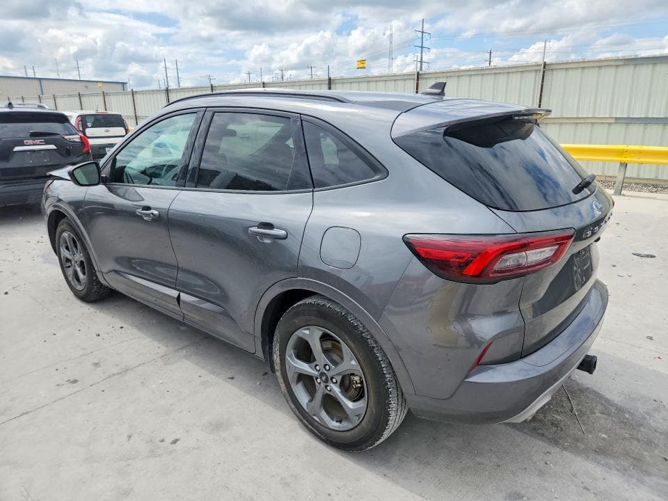 2024 FORD ESCAPE ST LINE 2