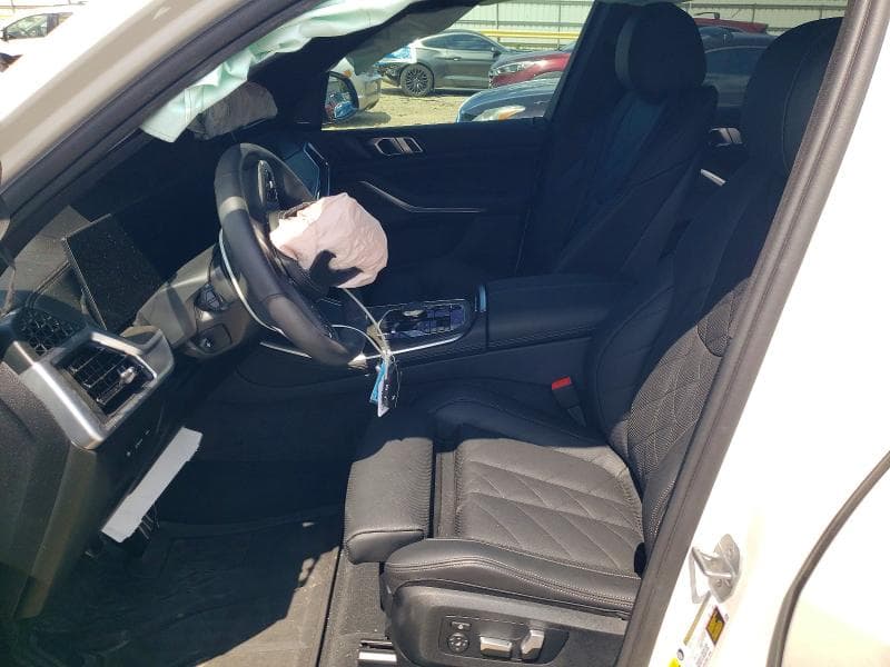 2026 BMW X5 XDRIVE50E 7