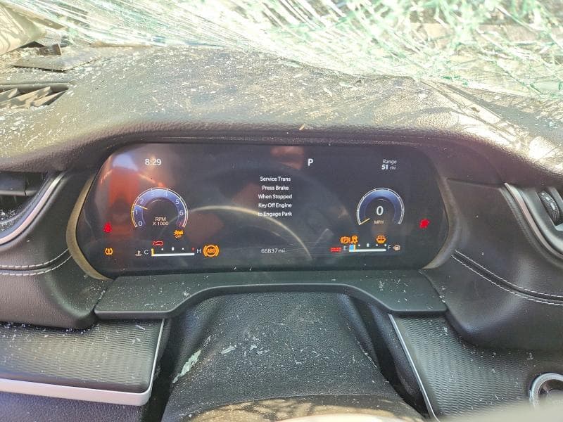 2023 JEEP GRAND CHEROKEE LAREDO 9