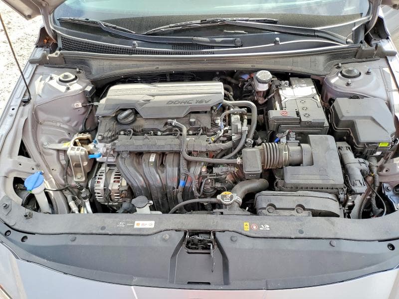 2025 HYUNDAI ELANTRA SE 11