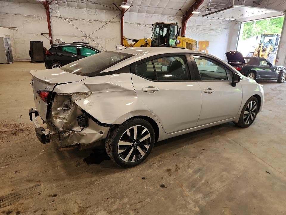 2021 NISSAN VERSA SR 3
